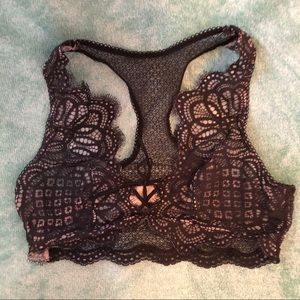 NWOT Victoria Secret Lace Bralette M
